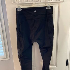 Black lululemon leggings